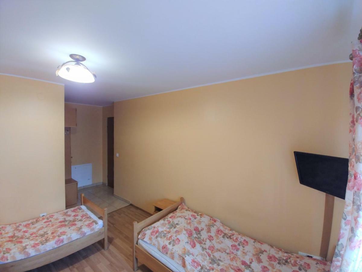 Bed and Breakfast U Zosi à Pyzowka Extérieur photo